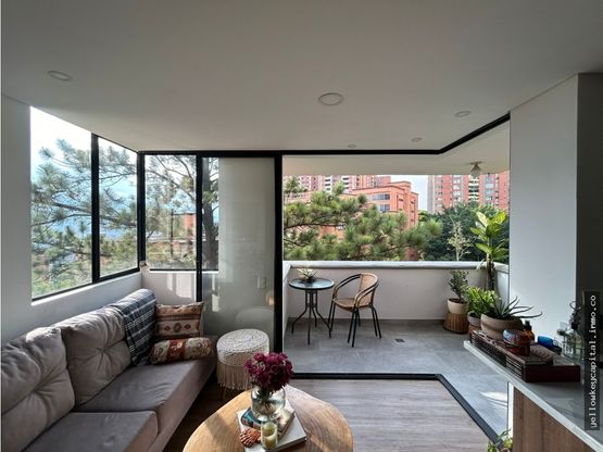 Bargain Priced Apartment Suite in El Poblado, Medellín